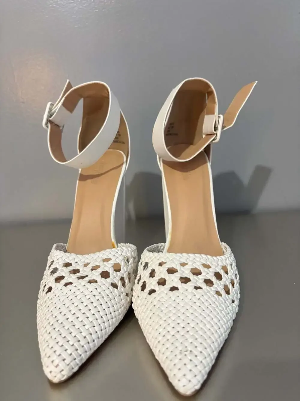 Charlotte Russe White Woven Pointed Toe Ankle Strap Block Heel Pumps 10